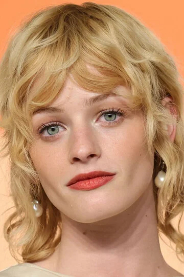 Эстер Макгрегор